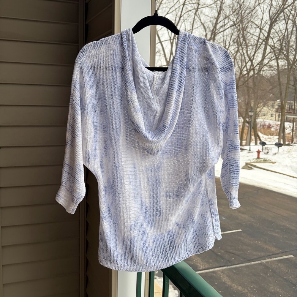 🆕 Sioni BlueWhite Open Knit Hoodie Sweater Size M Lightweight Sheer Pullover Top - Picture 4 of 13